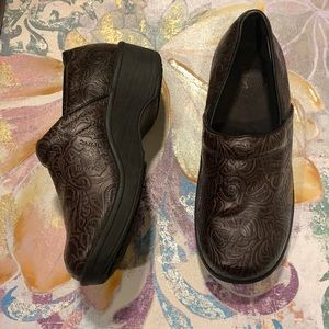 Safe Step Oil & Slip Resistant Brown Clogs